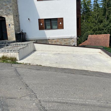 Cosy&Minimalistic Apartments - Haret Building Sinaia Eksteriør billede