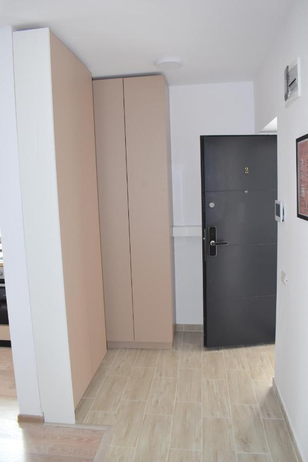 Cosy&Minimalistic Apartments - Haret Building Sinaia Eksteriør billede